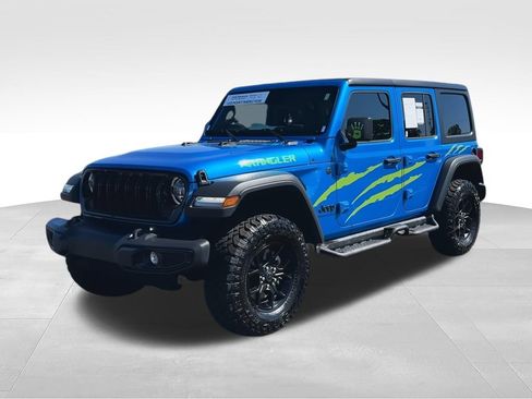Used 2025 Jeep Wrangler Unlimited Sport AWD/4WD image 4