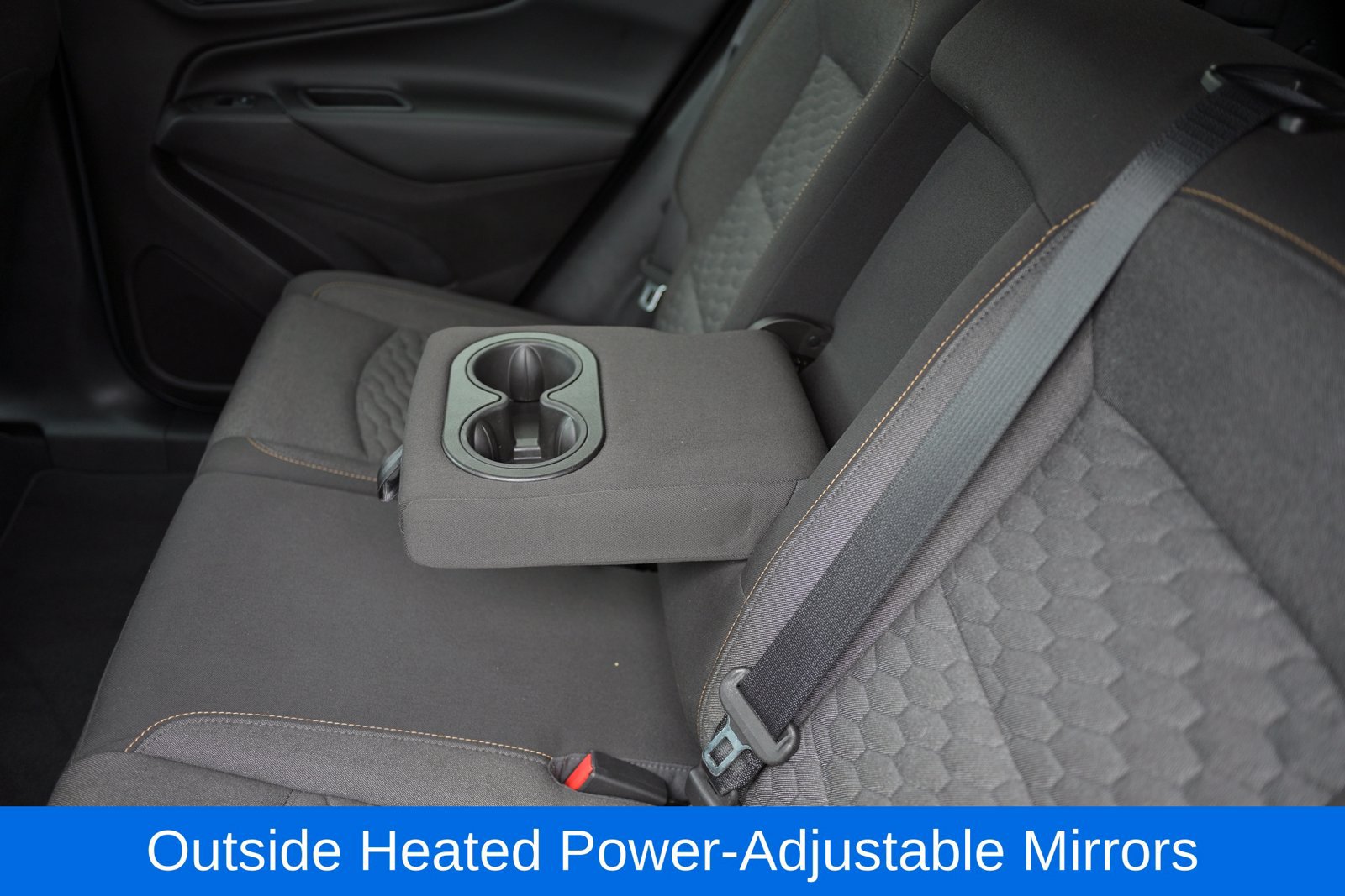 Used 2019 Chevrolet Equinox LT w/ Driver Convenience Package FWD image 34