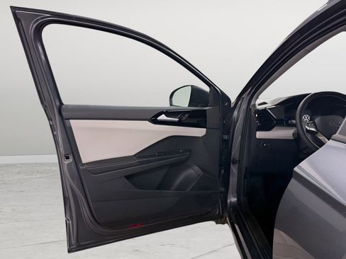 New 2026 Volkswagen Taos S AWD/4WD image 18
