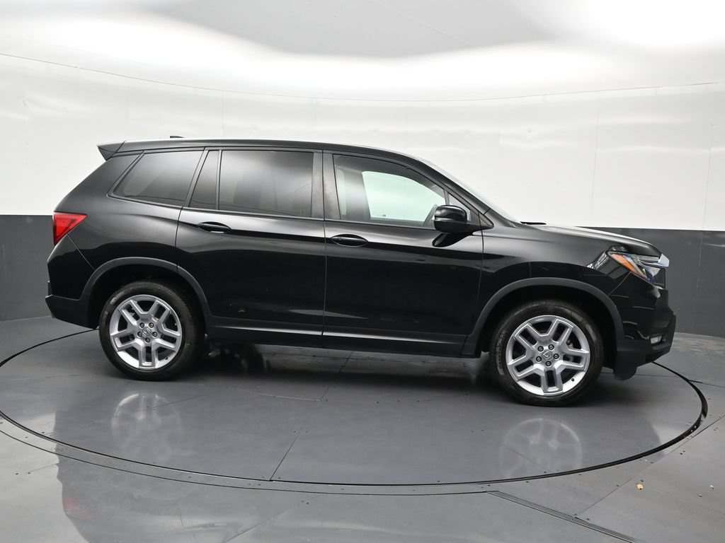 Used 2025 Honda Passport EX-L image 6