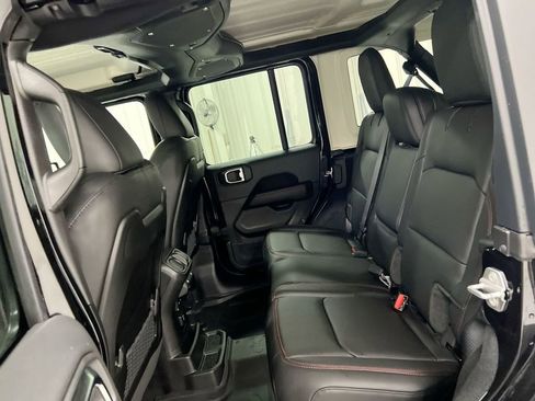 New 2026 Jeep Wrangler Unlimited Rubicon AWD/4WD image 21