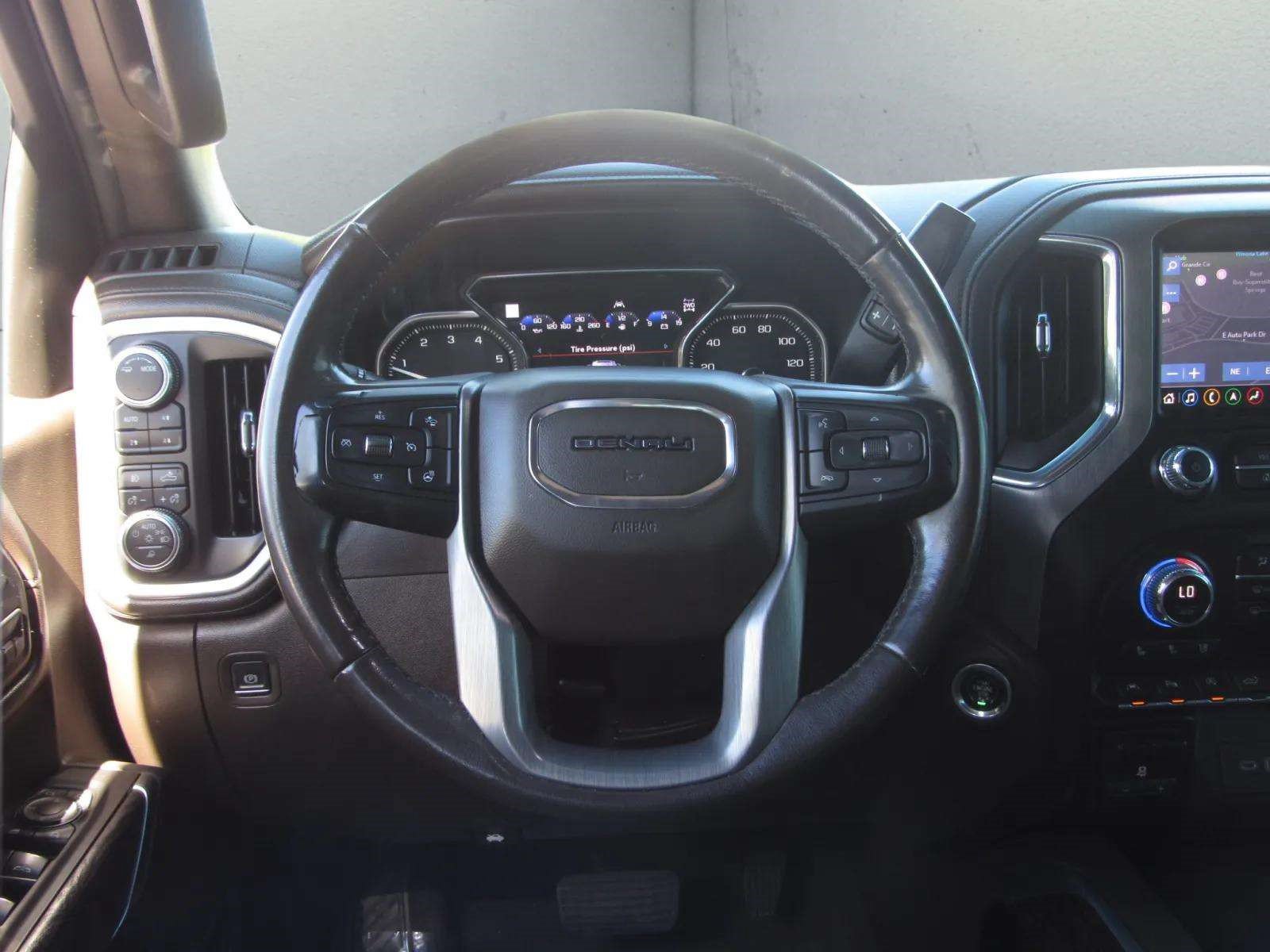 Used 2020 GMC Sierra 1500 Denali w/ Denali Ultimate Package AWD/4WD image 23