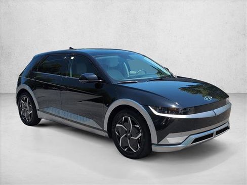 Certified 2024 Hyundai Ioniq 5 Limited RWD image 3