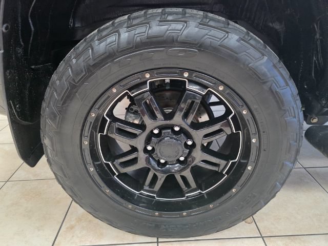 Used 2020 Toyota 4Runner SR5 RWD image 17