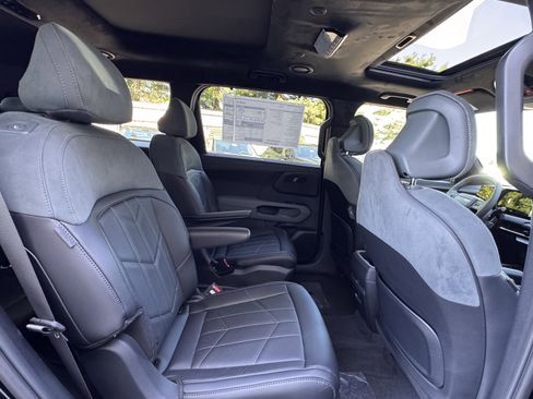 New 2027 Kia Telluride SX Prestige X-Pro AWD/4WD image 17