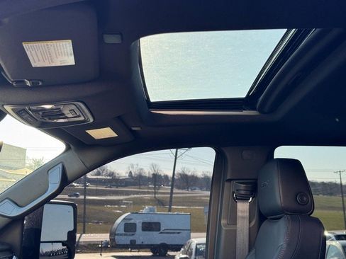 Used 2025 GMC Sierra 2500 AT4 w/ AT4 Premium Plus Package image 26