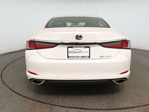 Used 2024 Lexus ES 350 w/ Premium Package image 5
