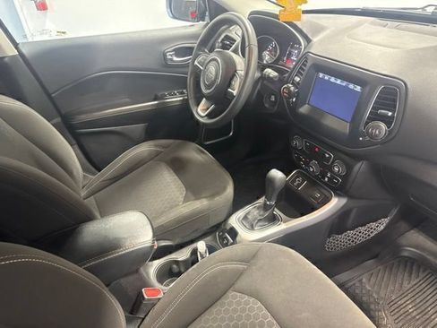 Used 2021 Jeep Compass Sport FWD image 22