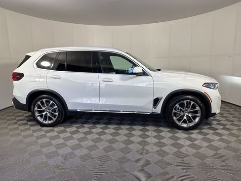 Used 2026 BMW X5 xDrive40i AWD/4WD image 6
