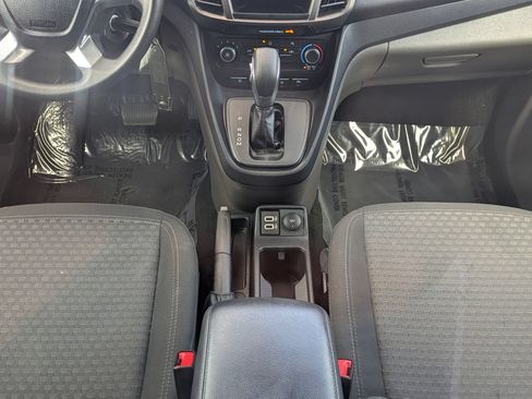 Used 2022 Ford Transit Connect XLT FWD image 22