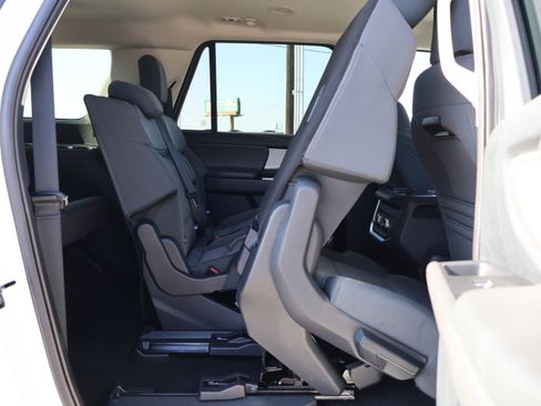 Used 2025 Ford Expedition Max Active image 37