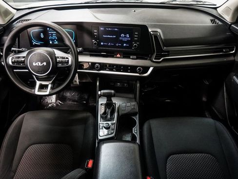 Used 2023 Kia Sportage LX image 13