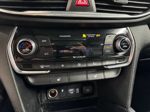 Used 2020 Hyundai Santa Fe SEL FWD image 22
