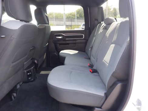 Used 2024 RAM 2500 Big Horn AWD/4WD image 10