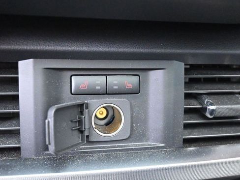 Used 2022 Ford F150 Platinum w/ Equipment Group 701A High image 34