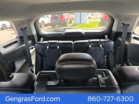 Certified 2023 Ford Explorer Limited AWD/4WD image 40