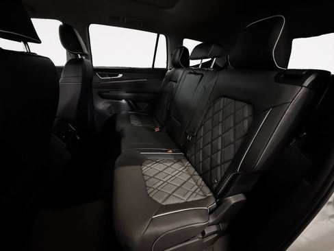 New 2026 Volkswagen Atlas SEL Premium R-Line AWD/4WD image 12