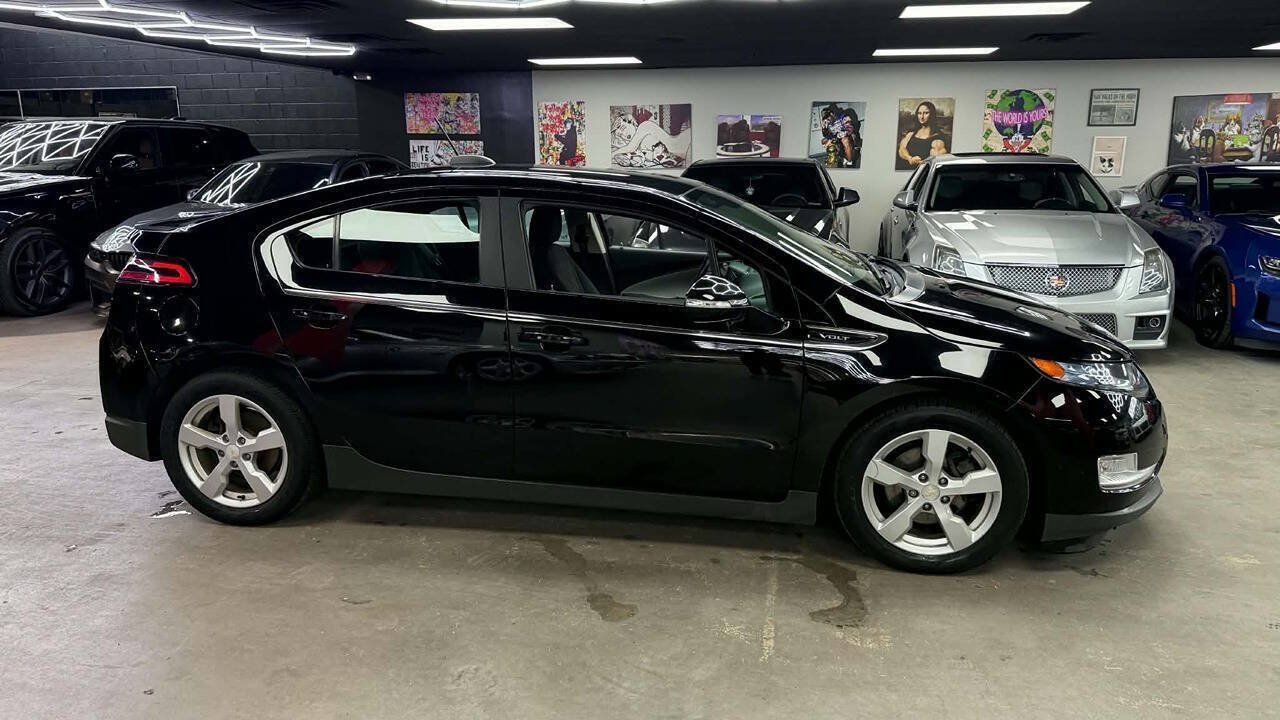 Used 2015 Chevrolet Volt FWD image 4