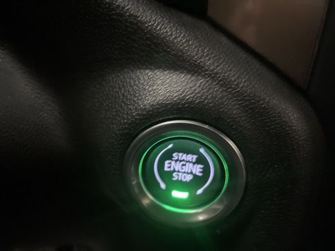 Used 2021 Chevrolet Silverado 1500 High Country w/ Technology Package image 11