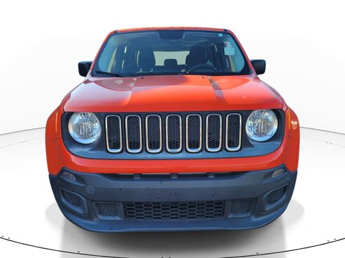Used 2016 Jeep Renegade Sport w/ Power & Air Group FWD image 2