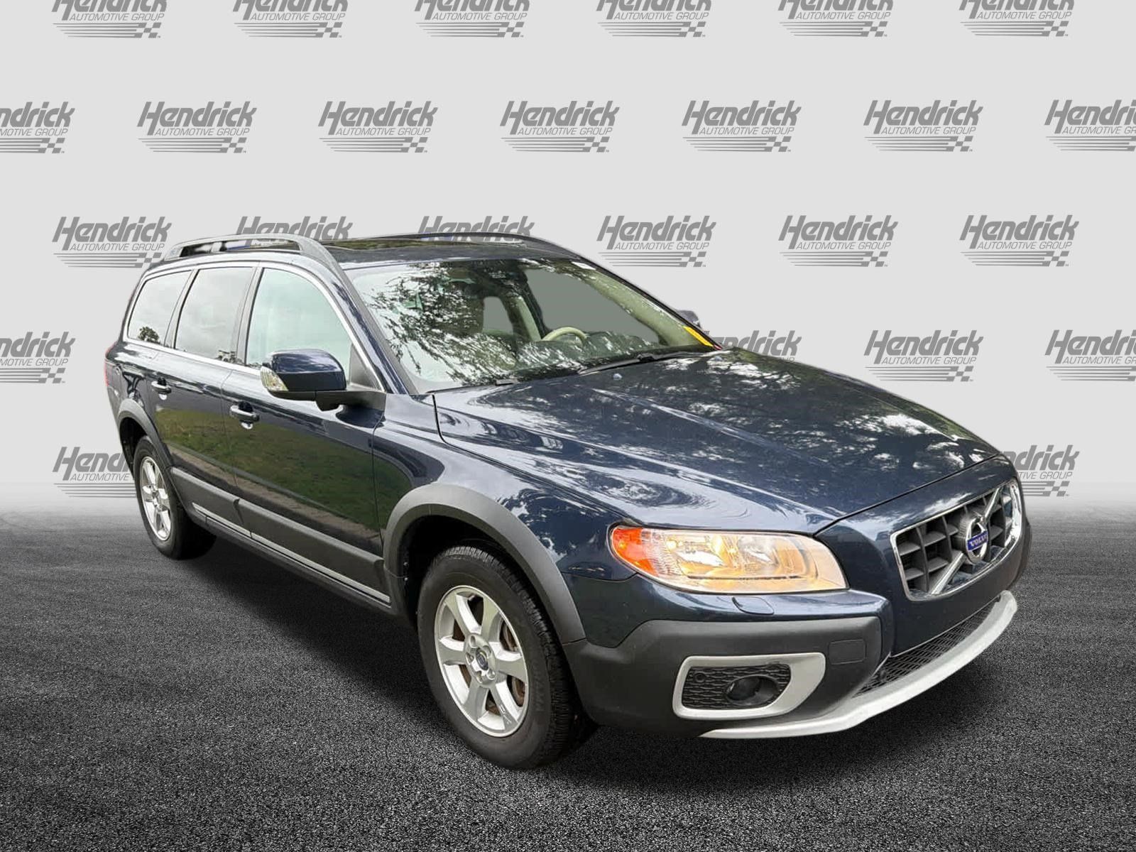 Used 2012 Volvo XC70 3.2 Platinum AWD/4WD image 2