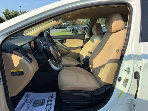 Used 2013 Hyundai Elantra GLS FWD image 13