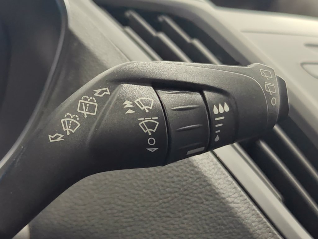 Used 2018 Ford Escape SE AWD/4WD image 13