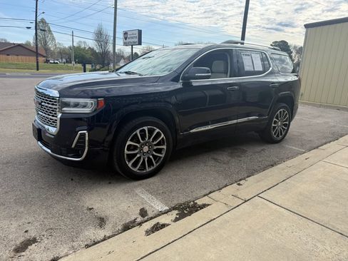 Used 2021 GMC Acadia Denali w/ Denali Technology Package FWD image 4