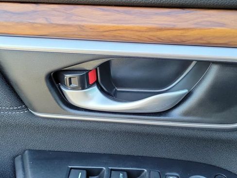 Used 2021 Honda CR-V EX image 16