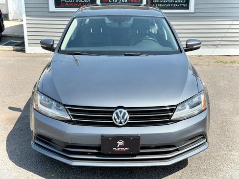 Used 2017 Volkswagen Jetta SE FWD image 14