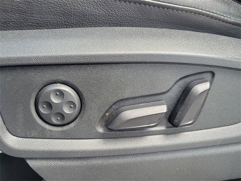 Used 2020 Audi Q5 2.0T Premium w/ Convenience Package image 13