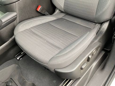 Used 2023 Chevrolet Tahoe LS image 23