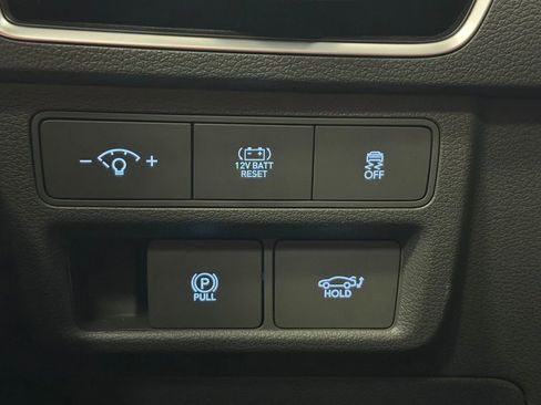 New 2025 Hyundai Sonata Limited image 13