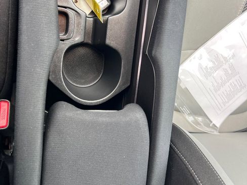 Used 2016 Honda Civic LX-P image 30