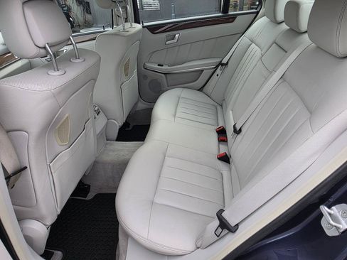 Used 2014 Mercedes-Benz E 350 4MATIC Sedan image 46