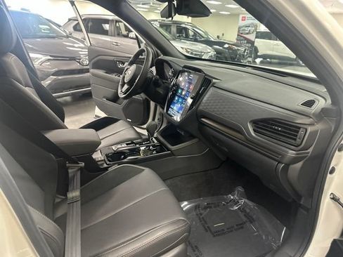 Used 2026 Subaru Forester Touring w/ Touring Package AWD/4WD image 23