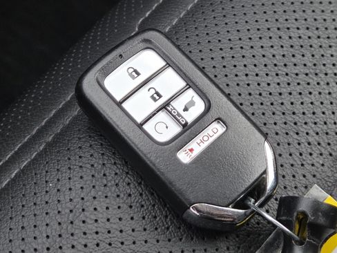 Used 2022 Honda CR-V Touring image 39