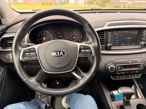 Used 2020 Kia Sorento S AWD/4WD image 16