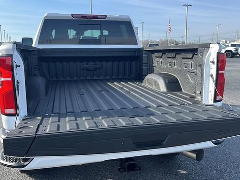 New 2026 Chevrolet Silverado 2500 High Country w/ High Country Premium Package AWD/4WD image 32