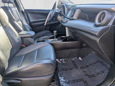 Used 2017 Toyota RAV4 Platinum image 22