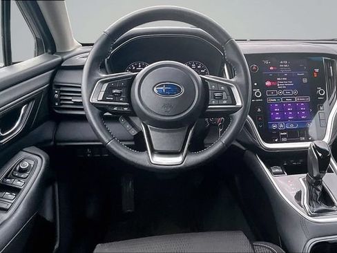 Used 2020 Subaru Outback Premium AWD/4WD image 8