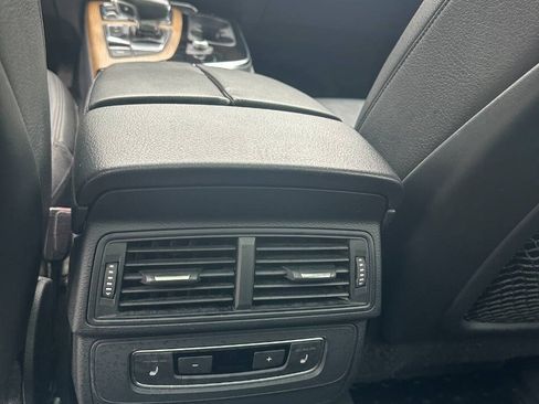 Used 2017 Audi Q7 3.0T Premium Plus w/ Premium Plus Package AWD/4WD image 16