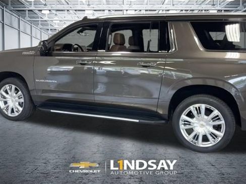 Certified 2021 Chevrolet Suburban High Country AWD/4WD image 7