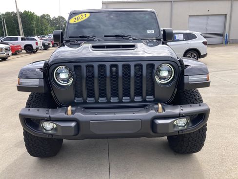 Used 2023 Jeep Wrangler Unlimited Rubicon 392 AWD/4WD image 2