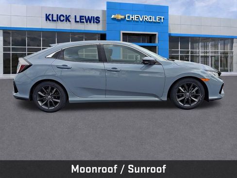 Used 2021 Honda Civic EX image 9