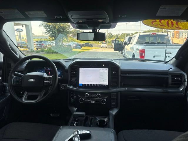 Used 2025 Ford F150 XLT w/ Equipment Group 302A MID AWD/4WD image 17