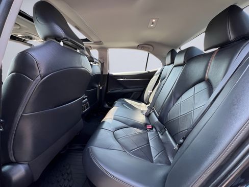 Used 2018 Toyota Camry XLE w/ Audio Package FWD image 15