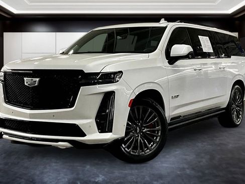 Certified 2023 Cadillac Escalade ESV V AWD/4WD image 3