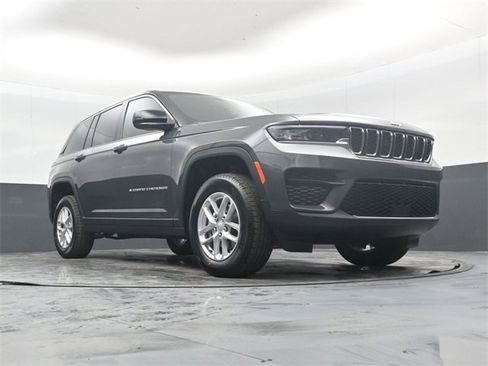 New 2025 Jeep Grand Cherokee Laredo image 45