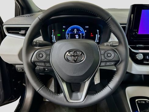 New 2026 Toyota Corolla SE image 9